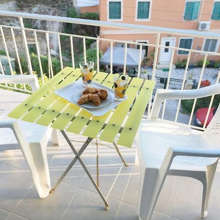 Bright Newly Renovated Apt Near Beach & Center+Ac Anemomylos Eksteriør billede