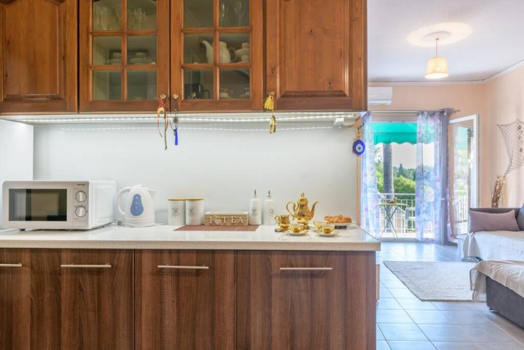 Bright Newly Renovated Apt Near Beach & Center+Ac Anemomylos Eksteriør billede